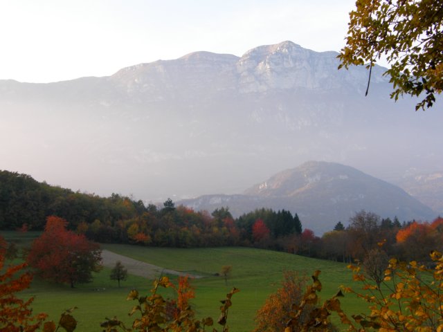 pb013708.jpg