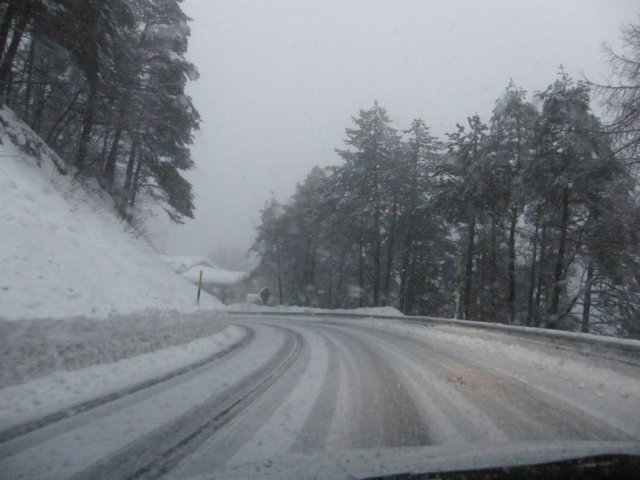 lavaronemoresnow49.jpg