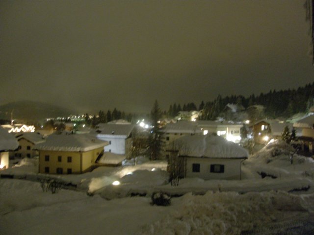 lavaronemoresnow5.jpg