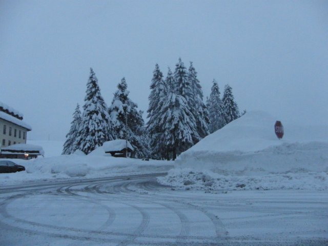 lavaronemoresnow61.jpg