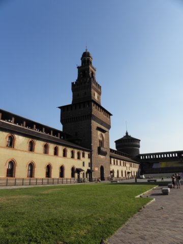 njsinmilan37.jpg