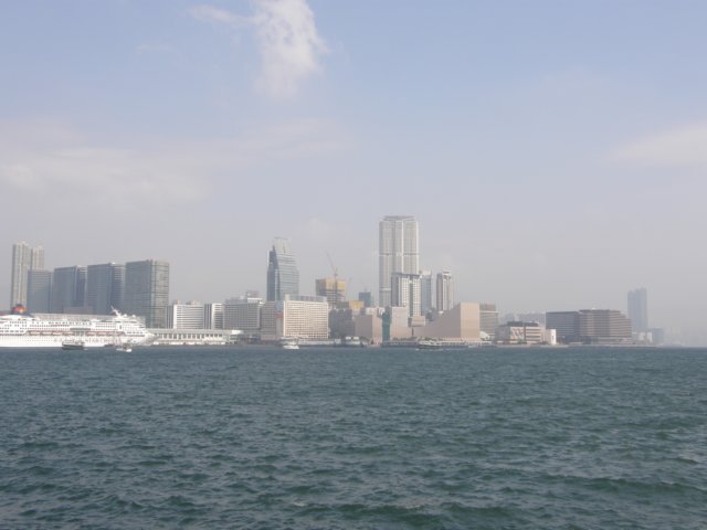 hkcentralpier261220082.jpg