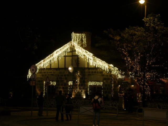 centralthepeakbycablecar1501200984.jpg