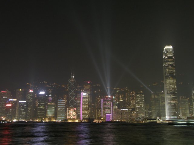 hklightsshow1301200916.jpg