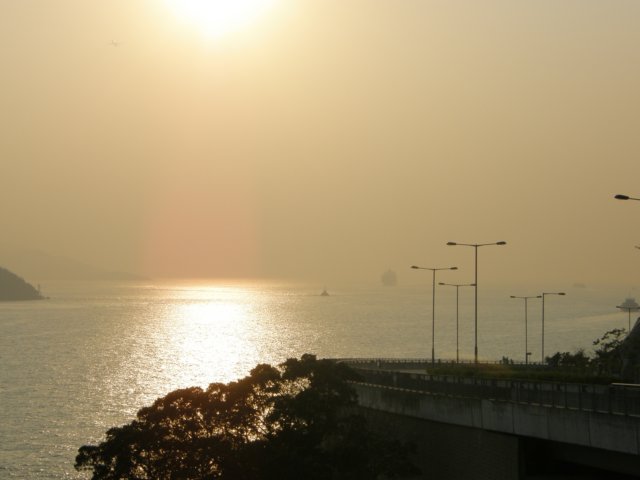 hksunsetontheharbour020120086.jpg