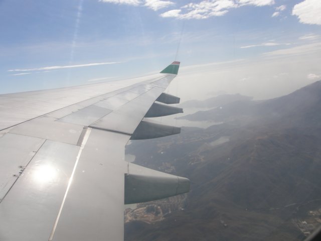 fromhktotaipei060120093.jpg