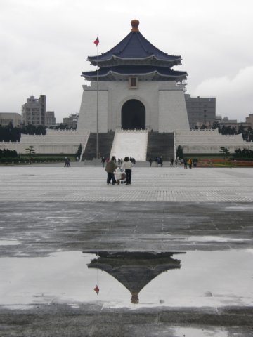 taipeichiangkaishekmemorialhall0701200910.jpg