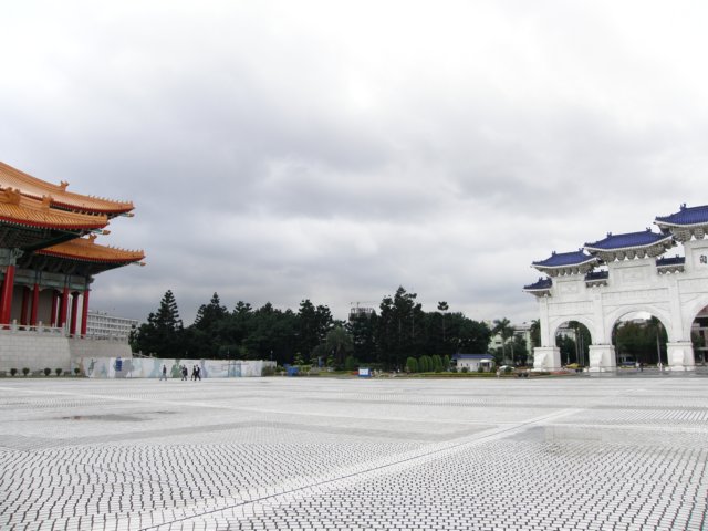 taipeichiangkaishekmemorialhall0701200919.jpg