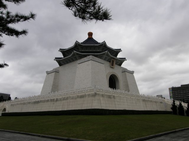 taipeichiangkaishekmemorialhall0701200960.jpg
