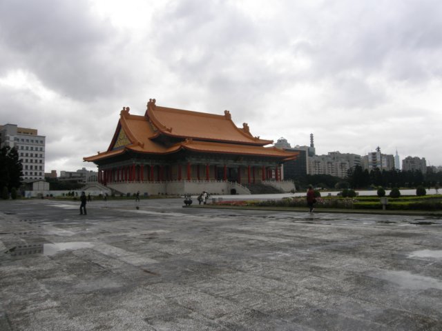 taipeichiangkaishekmemorialhall070120097.jpg