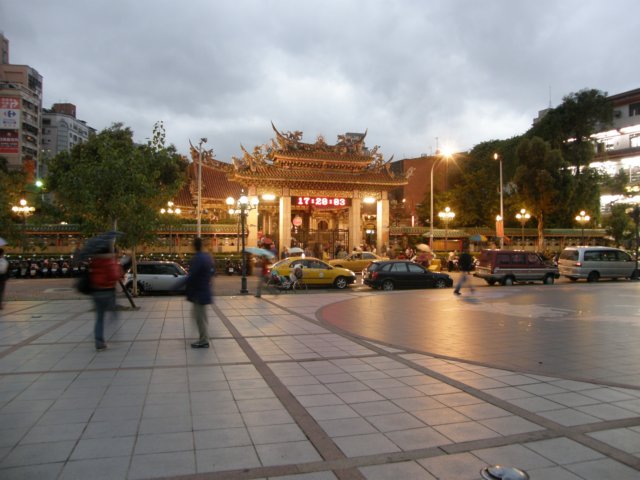 taipeilongshantemple0701200914.jpg