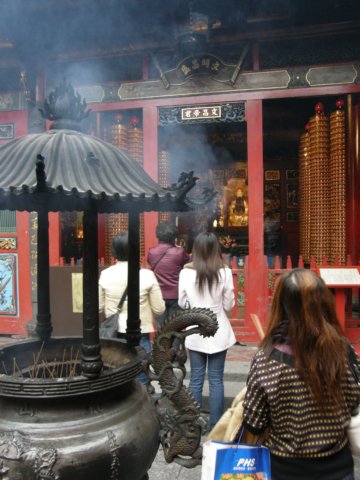 taipeilongshantemple0801200913.jpg