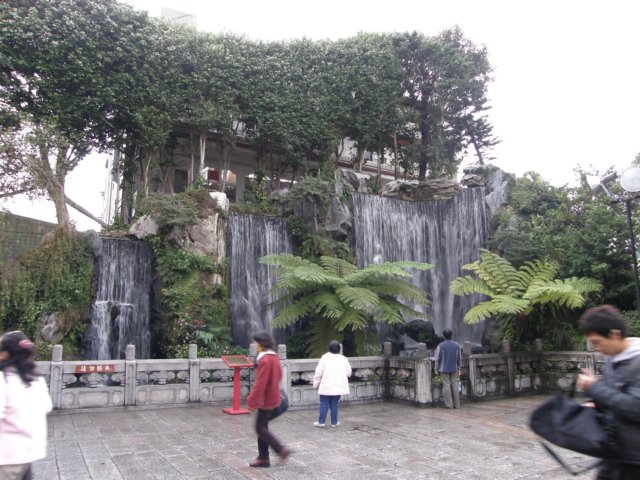 taipeilongshantemple080120096.jpg