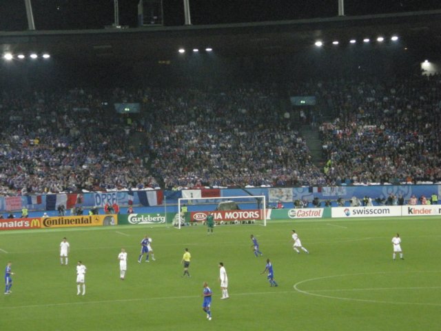 zuricheuro2008francevsitalyadieulebleu200.jpg