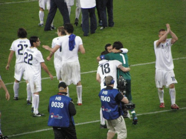 zuricheuro2008francevsitalyadieulebleu224.jpg