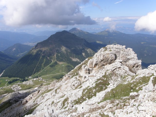 latemarerifugiotorredipisa070918.jpg
