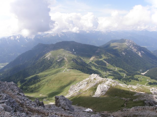 latemarerifugiotorredipisa070921.jpg