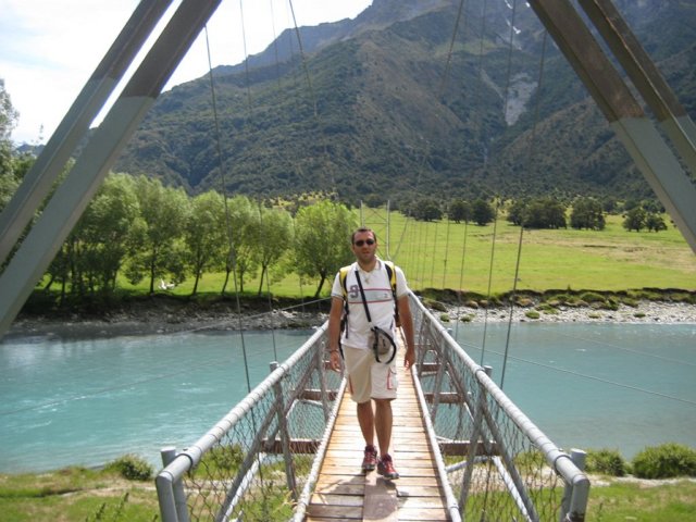 bnewzealandwanakaeastmatukitukivalleytrack.jpg