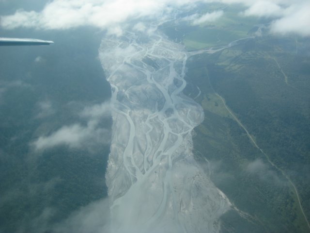 newzealandfranzjosefflightfranzjosefriver3.jpg