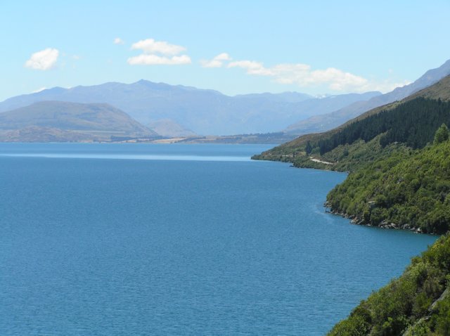 newzealandinvercargilltoqueenstownlakewakatipu25.jpg