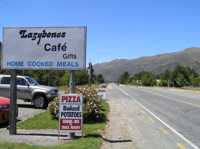 newzealandinvercargilltoqueenstownlazybones8.jpg