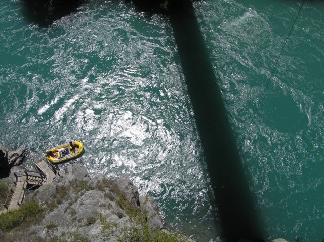 newzealandqueenstowntocromwellkawaraubridge2.jpg