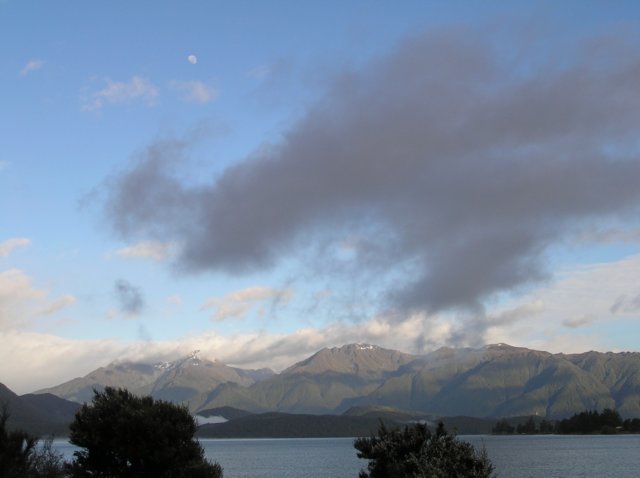 newzealandteanausunrise21.jpg