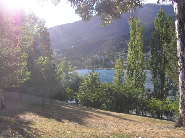 newzealandqueenstowngardens17.jpg