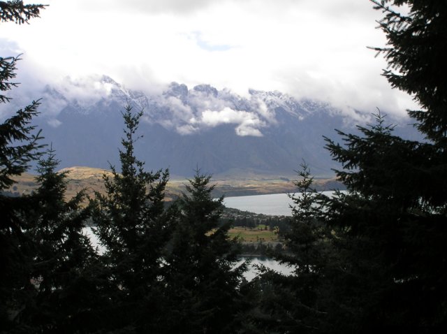newzealandqueenstowngondolatrack11.jpg