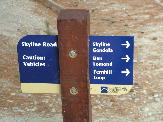 newzealandqueenstowngondolatrack14.jpg