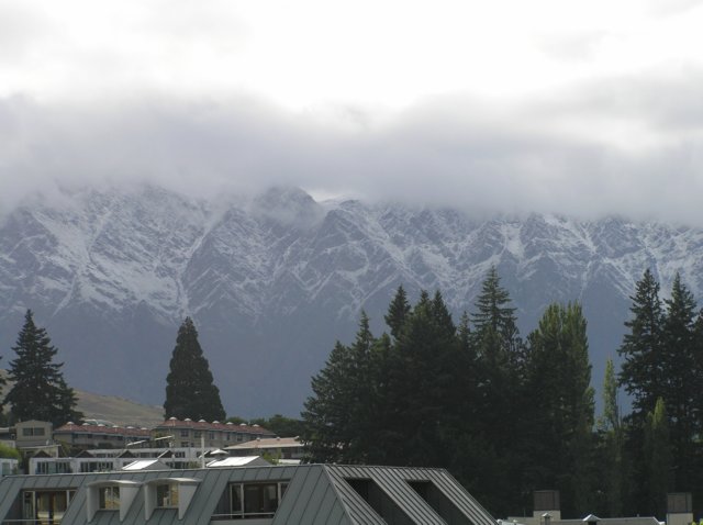 newzealandqueenstowngondolatrack2.jpg