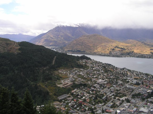 newzealandqueenstowngondolatrack24.jpg