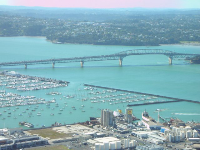 newzealandauklandfromskytower30.jpg