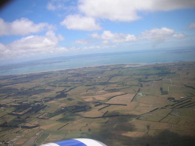 newzealandflighttoauckland2.jpg