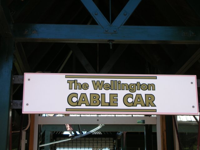 newzealandwellingtoncablecar7.jpg