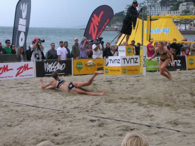 newzealandwellingtoninternationalbeachvolleytour4.jpg