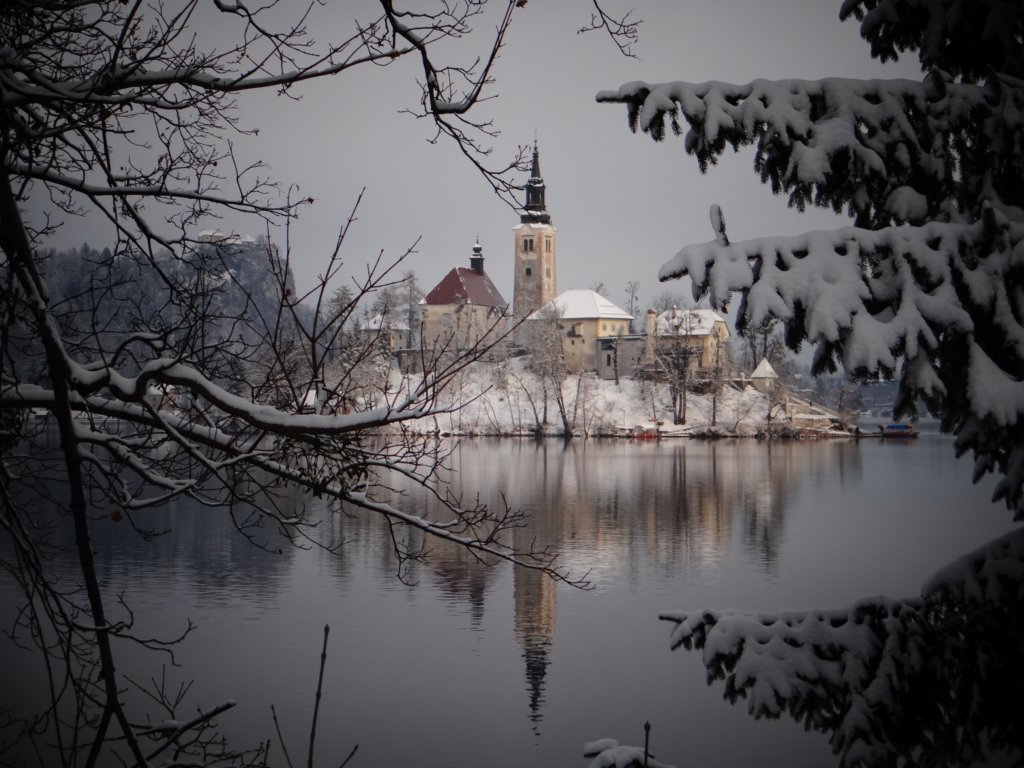 lakebled71.jpg