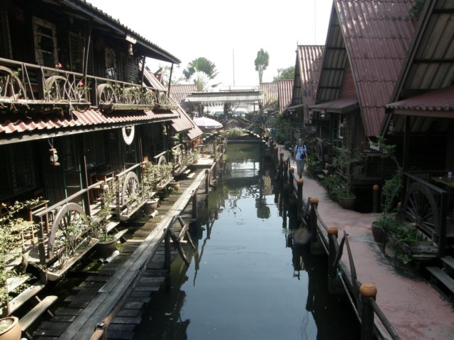 thailand20091043.jpg