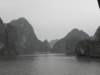 vietnam2010halongbay11_small.jpg