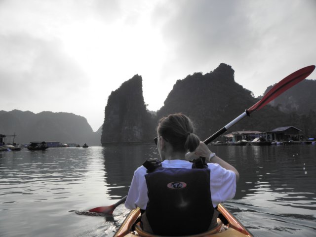 vietnam2010halongbay49.jpg