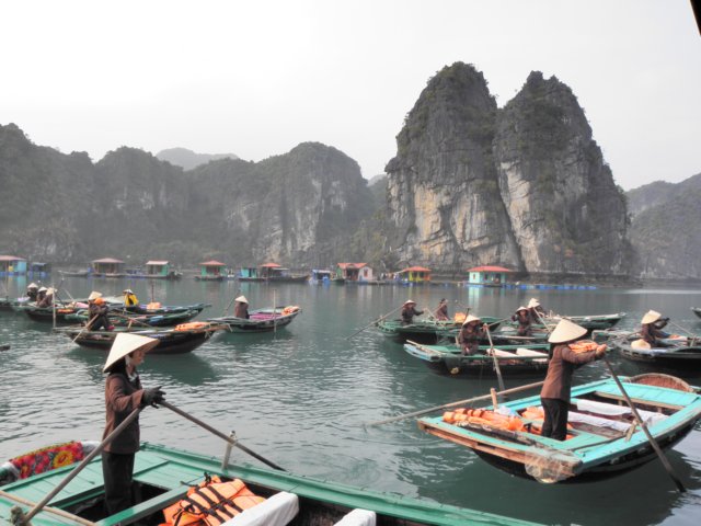 vietnam2010halongbay59.jpg