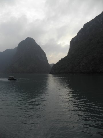 vietnam2010halongbay72.jpg