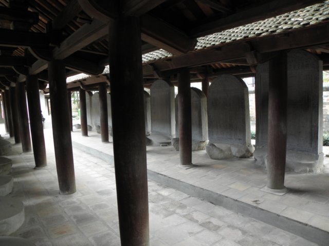 vietnam2010hanoi102.jpg
