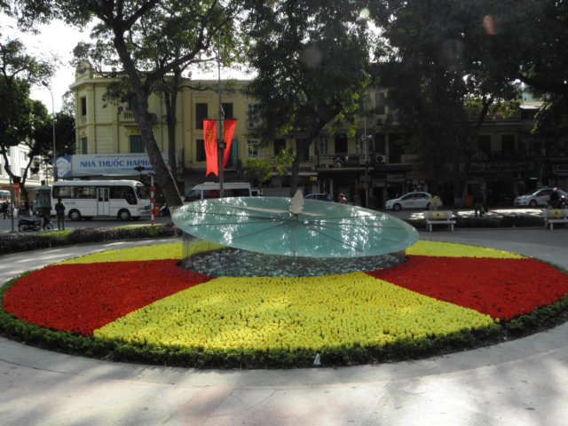 vietnam2010hanoi112.jpg