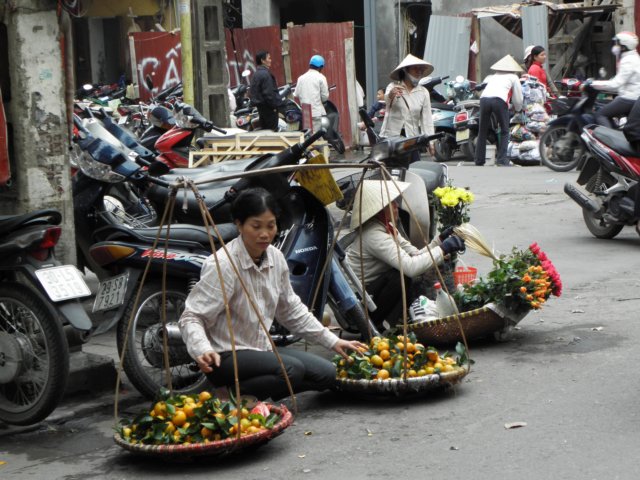 vietnam2010hanoi14.jpg