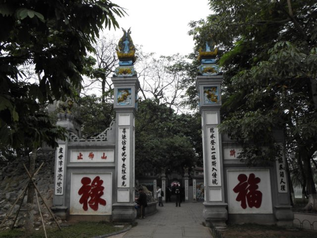 vietnam2010hanoi23.jpg