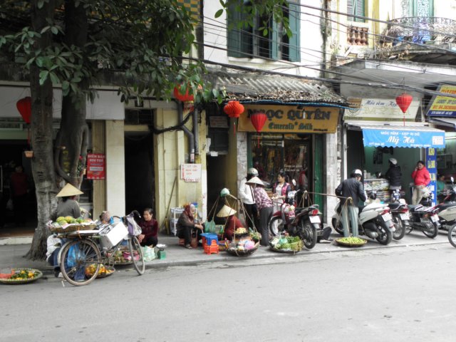 vietnam2010hanoi4.jpg