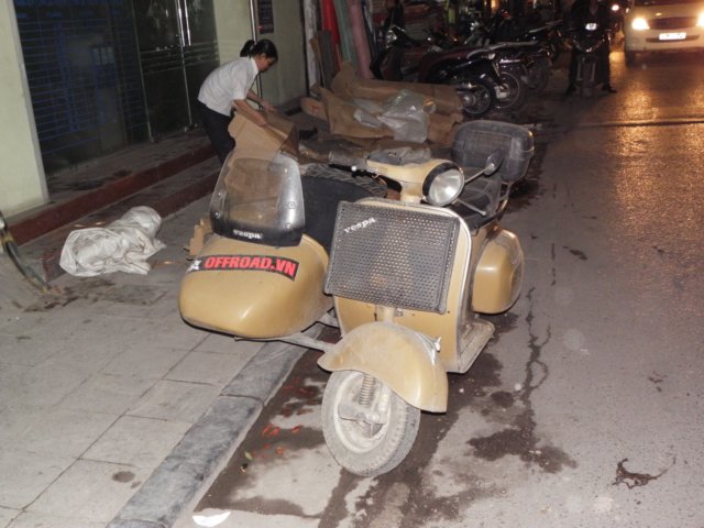 vietnam2010hanoi57.jpg