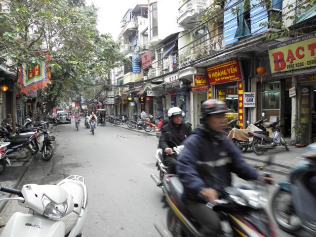 vietnam2010hanoi7.jpg