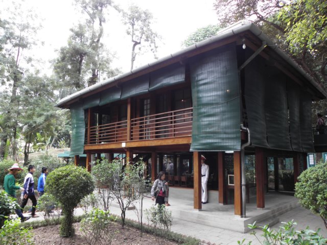 vietnam2010hanoi87.jpg